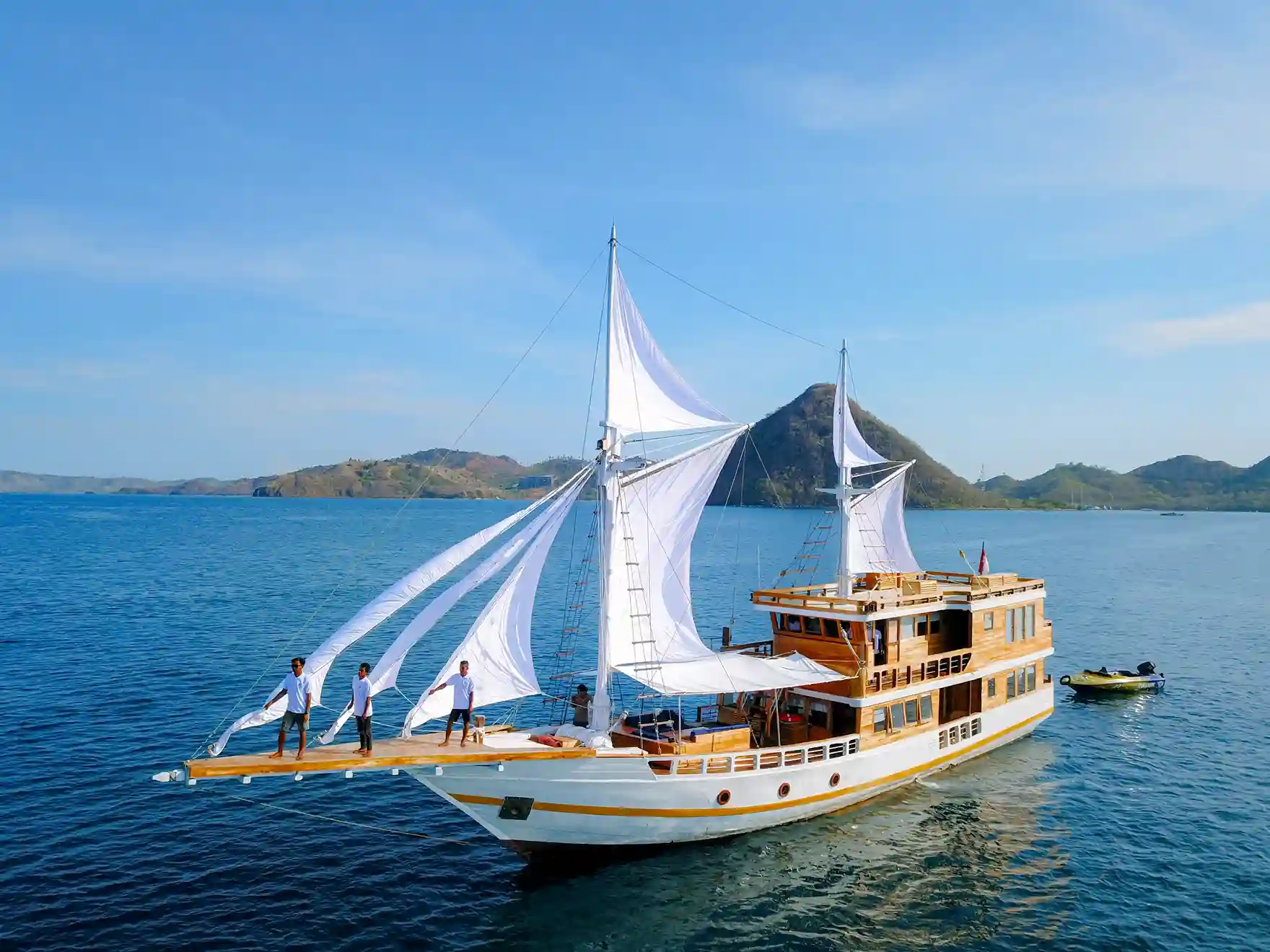 Juara Holding Group: A Deep Dive into Indonesia’s Luxury Liveaboard Portfolio