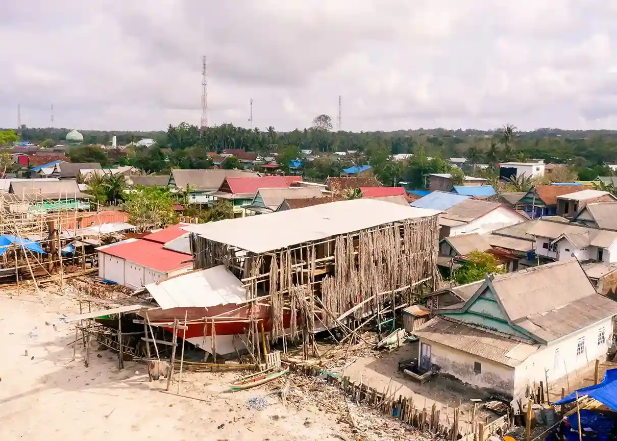 What a Phinisi Actually Is: Bulukumba Boatbuilding, Explained