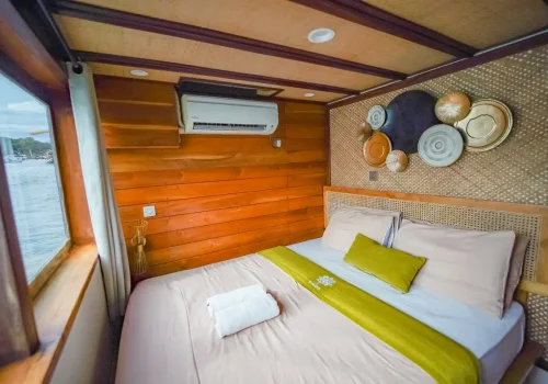 Yumana Deluxe Cabin | Yumana Phinisi